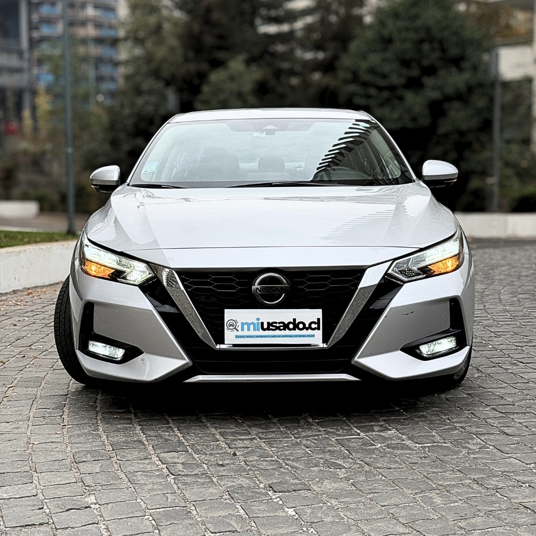 Nissan Sentra — foto 9 de 22