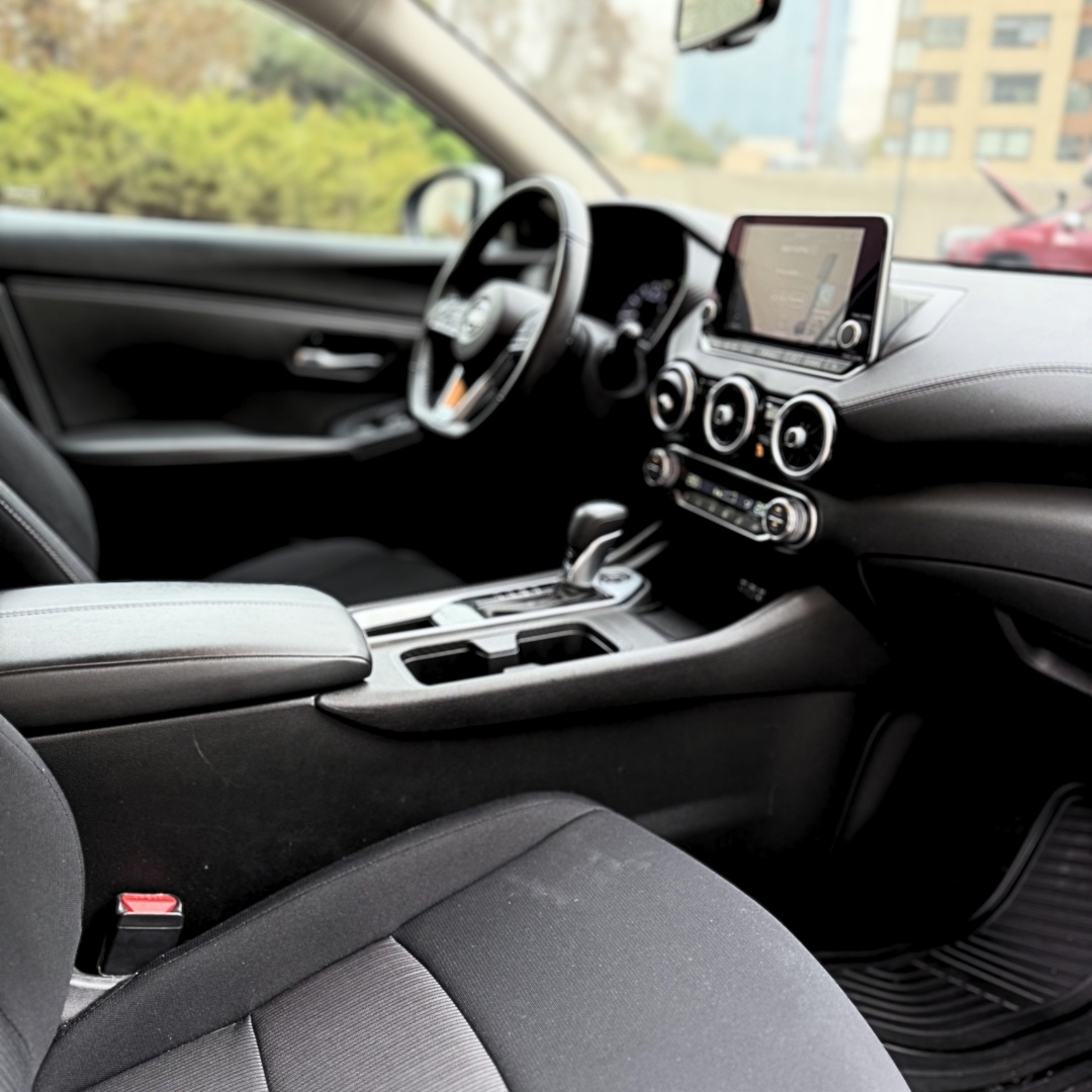 Nissan Sentra — foto 22 de 22