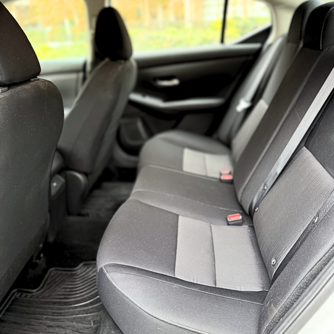 Nissan Sentra — foto 21 de 22