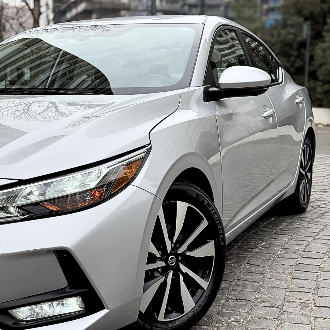 Nissan Sentra — foto 10 de 22