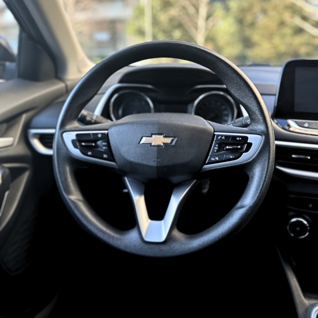 Chevrolet Tracker — foto 12 de 15