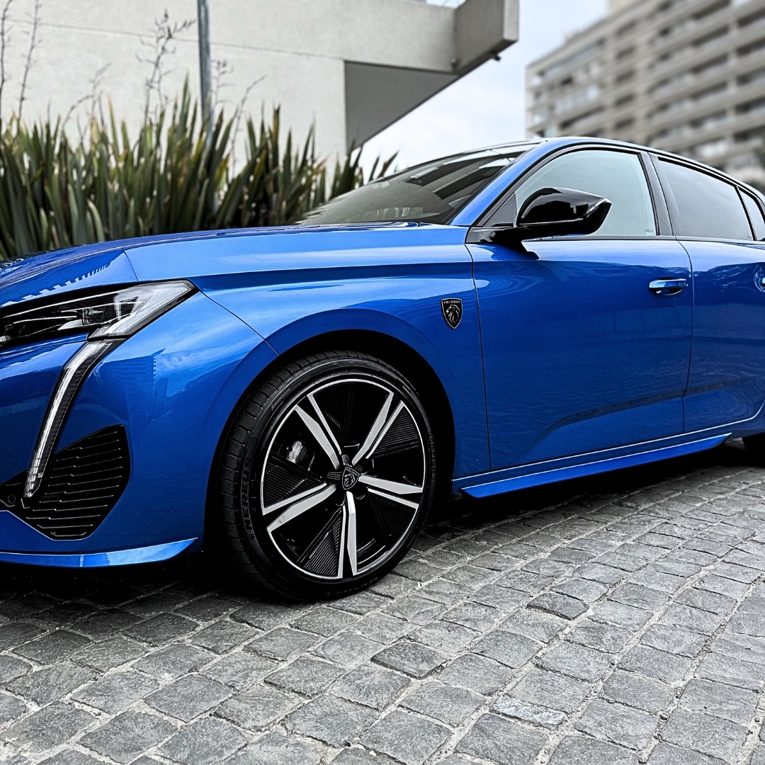 Peugeot 308 — foto 9 de 22
