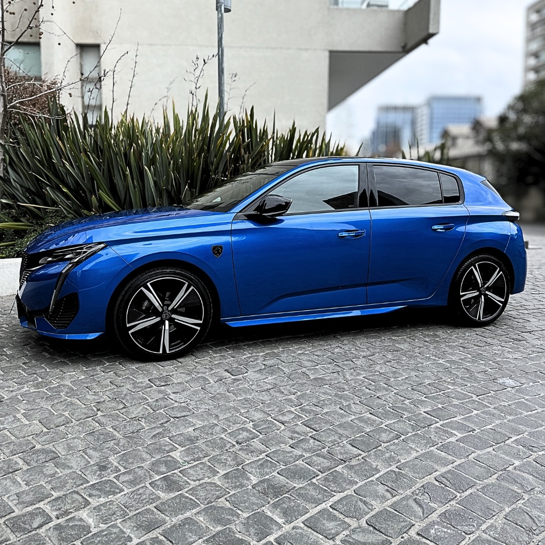 Peugeot 308 — foto 3 de 22