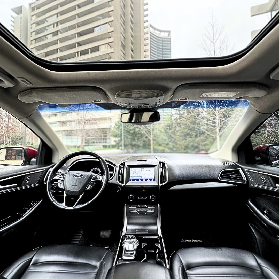 Ford Edge — foto 16 de 16