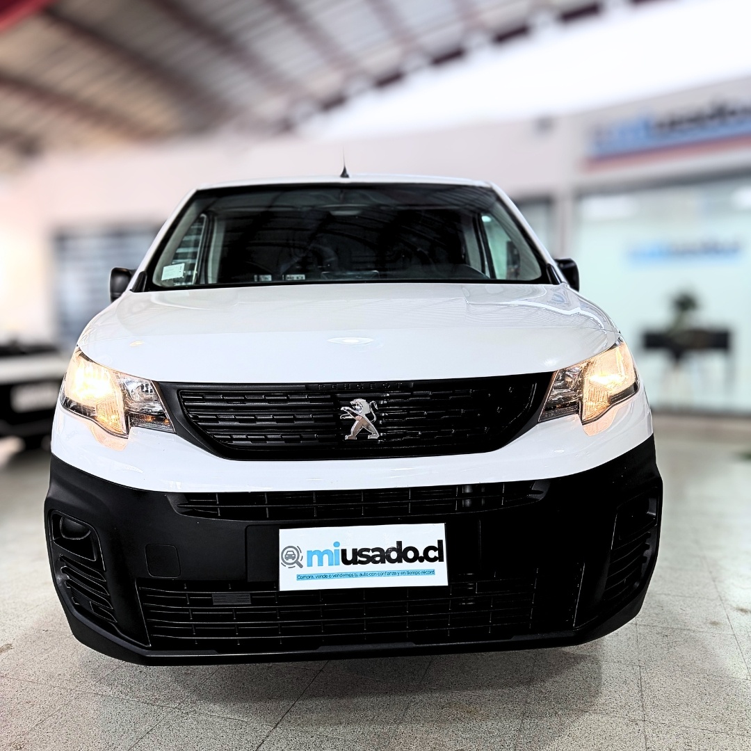 Peugeot Partner — foto 2 de 22
