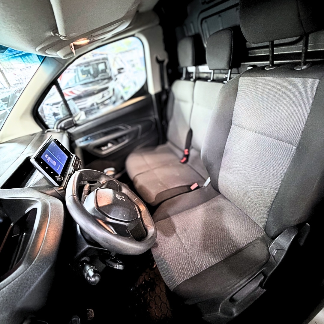 Peugeot Partner — foto 17 de 22