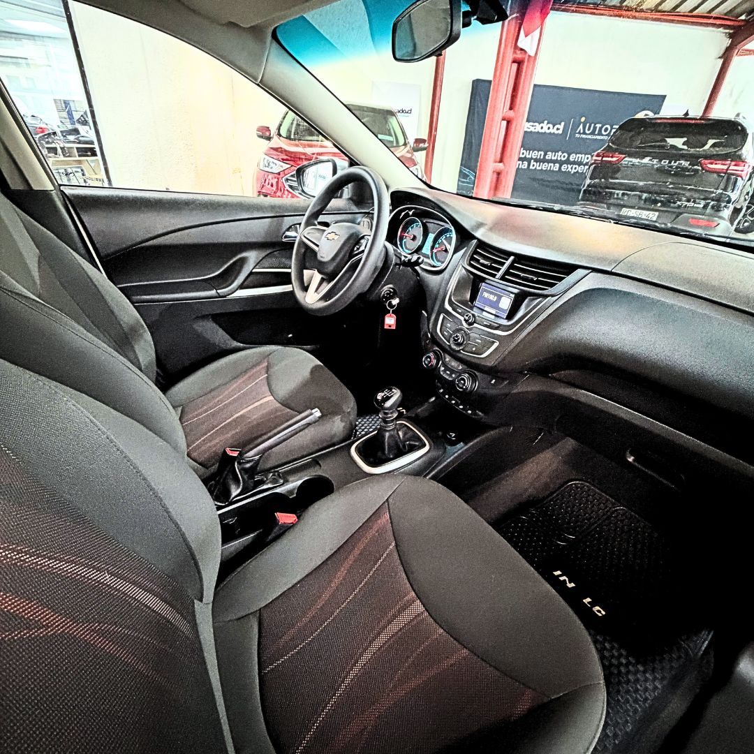 Chevrolet Sail — foto 21 de 21