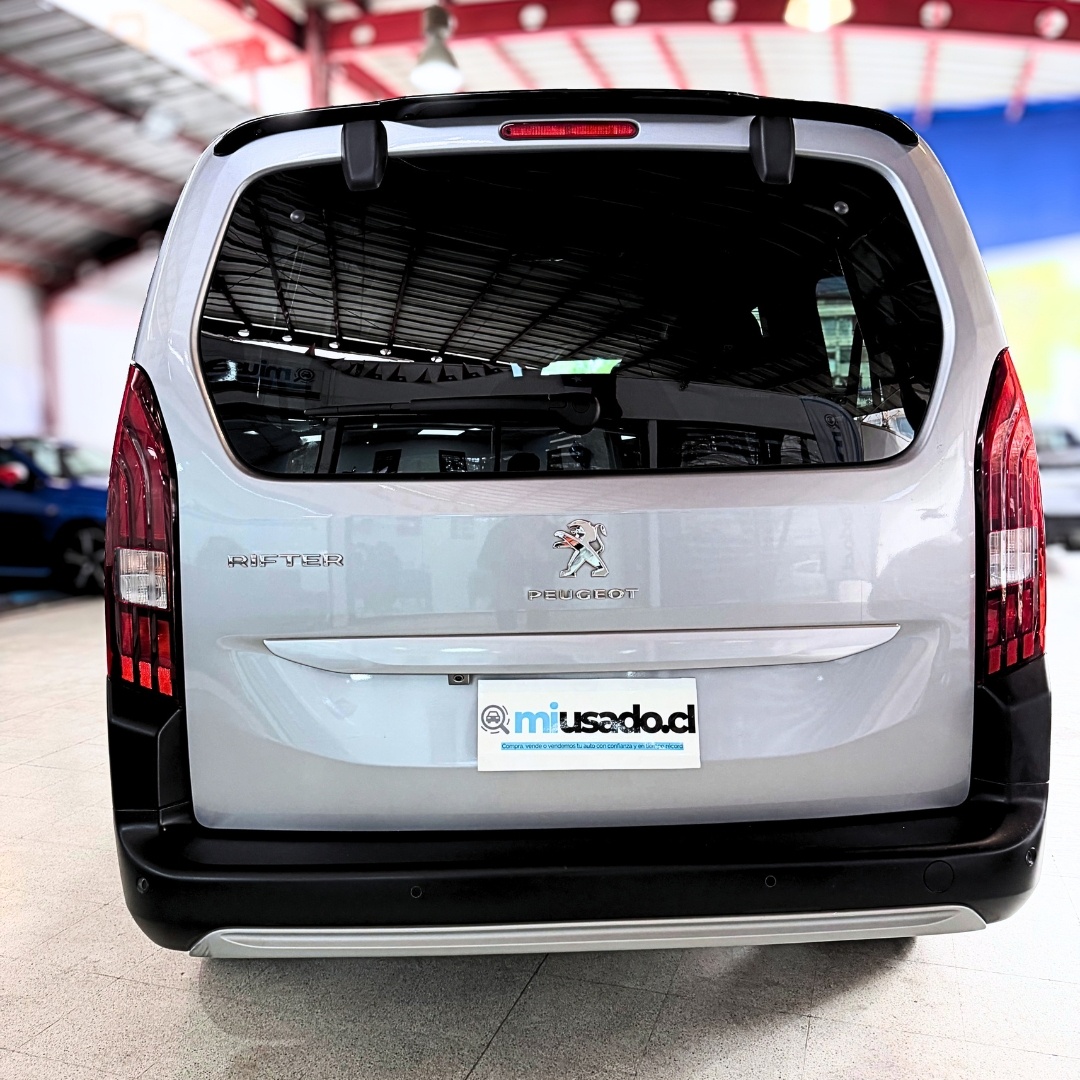 Peugeot Rifter — foto 6 de 24