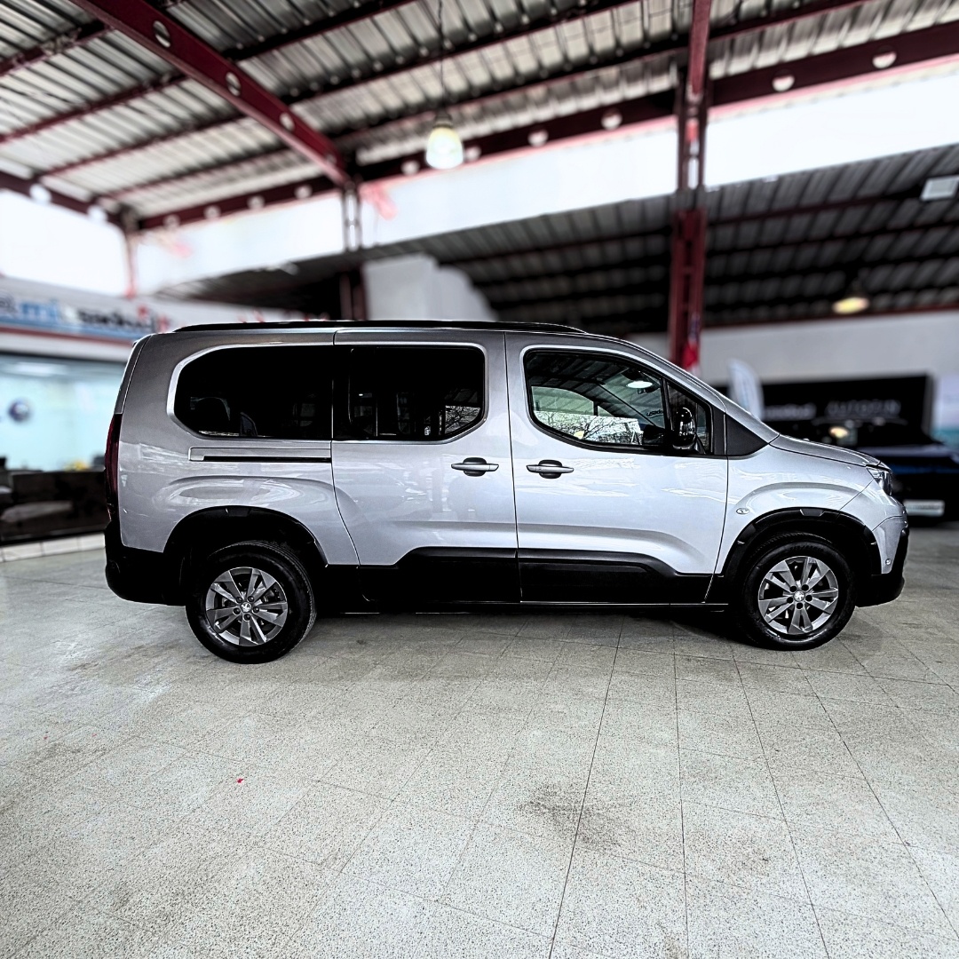 Peugeot Rifter — foto 4 de 24