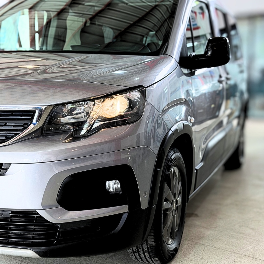 Peugeot Rifter — foto 12 de 24