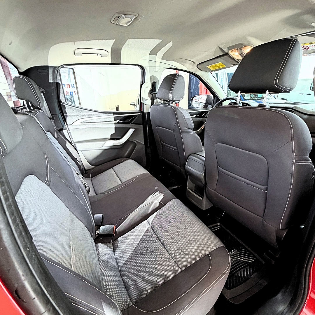 Maxus T60 — foto 23 de 25