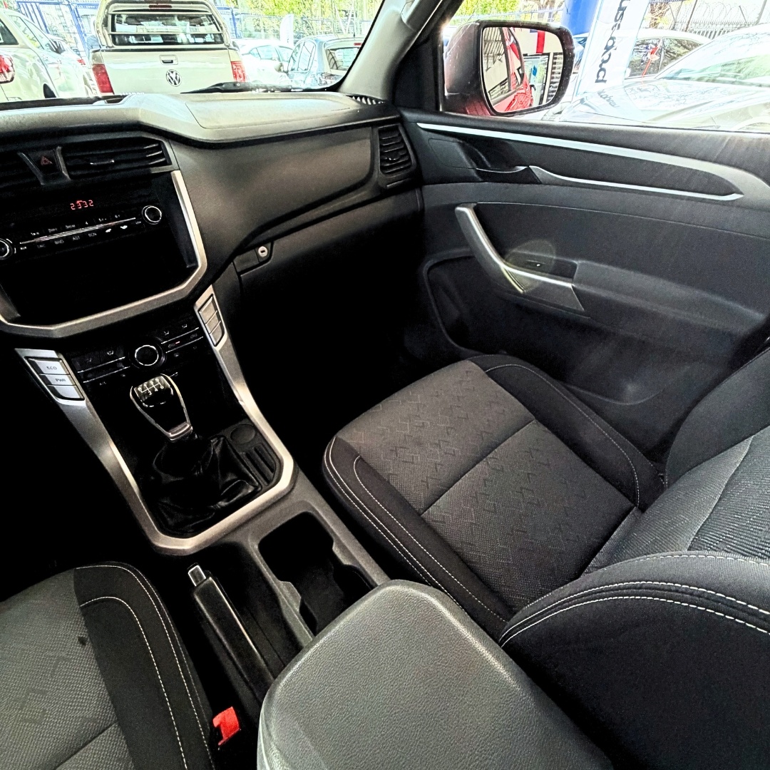 Maxus T60 — foto 22 de 25