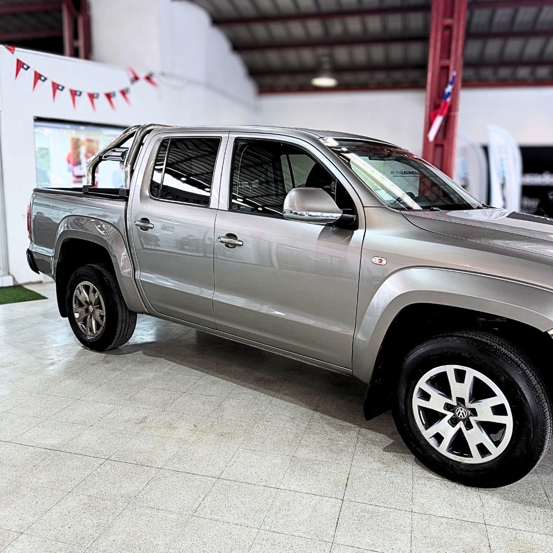 Volkswagen Amarok — foto 3 de 18