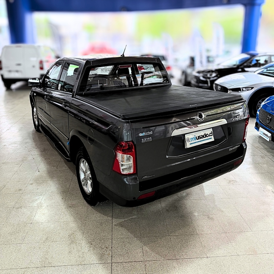 SsangYong Actyon Sport — foto 14 de 24