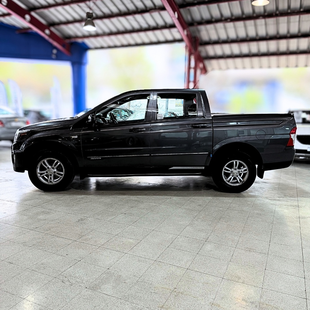 SsangYong Actyon Sport — foto 9 de 24
