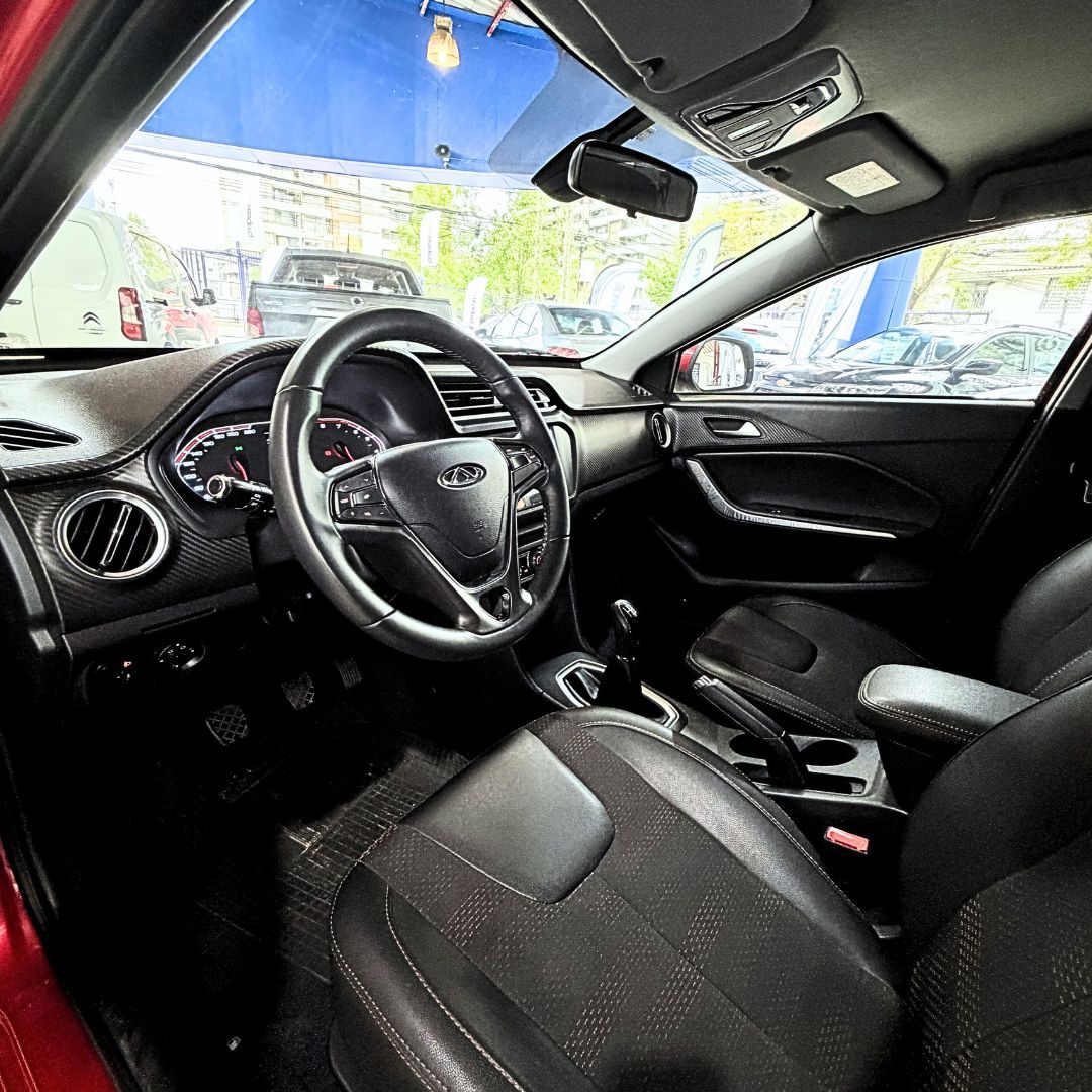 Chery Tiggo 2 — foto 16 de 23