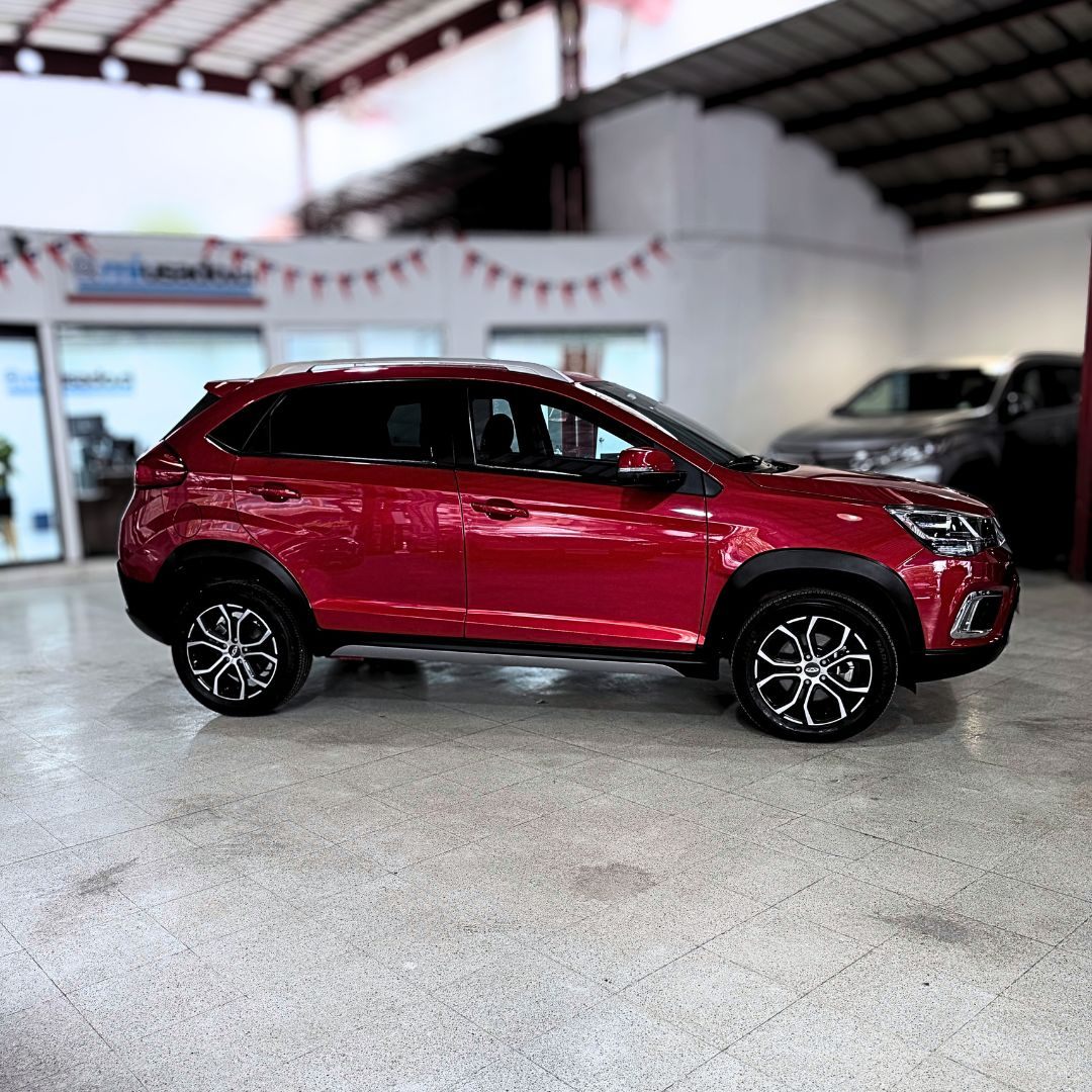 Chery Tiggo 2 — foto 4 de 23