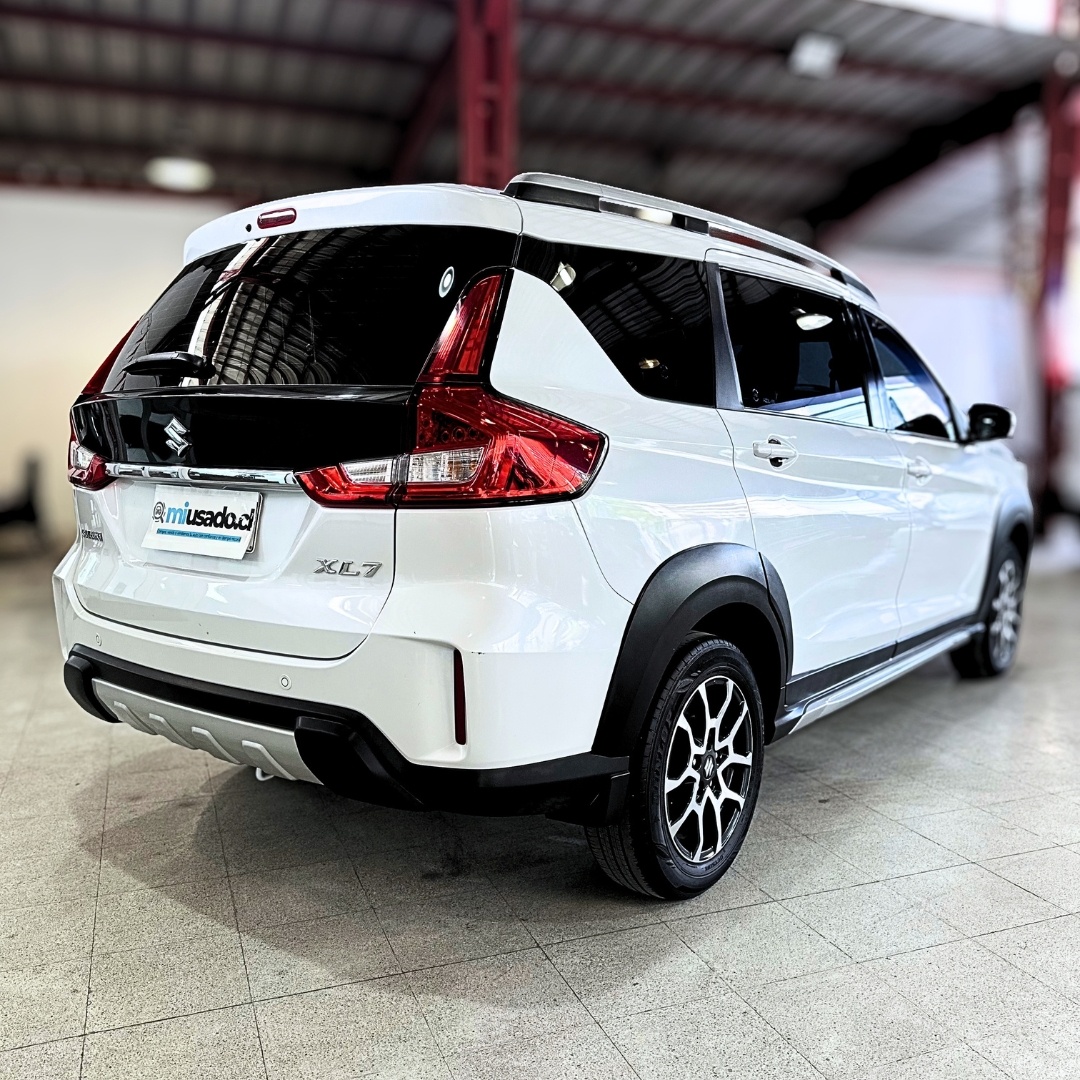Suzuki Xl7 — foto 6 de 20
