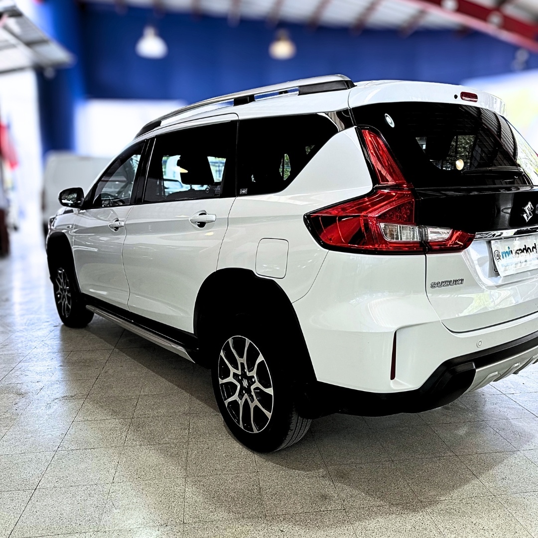 Suzuki Xl7 — foto 9 de 20