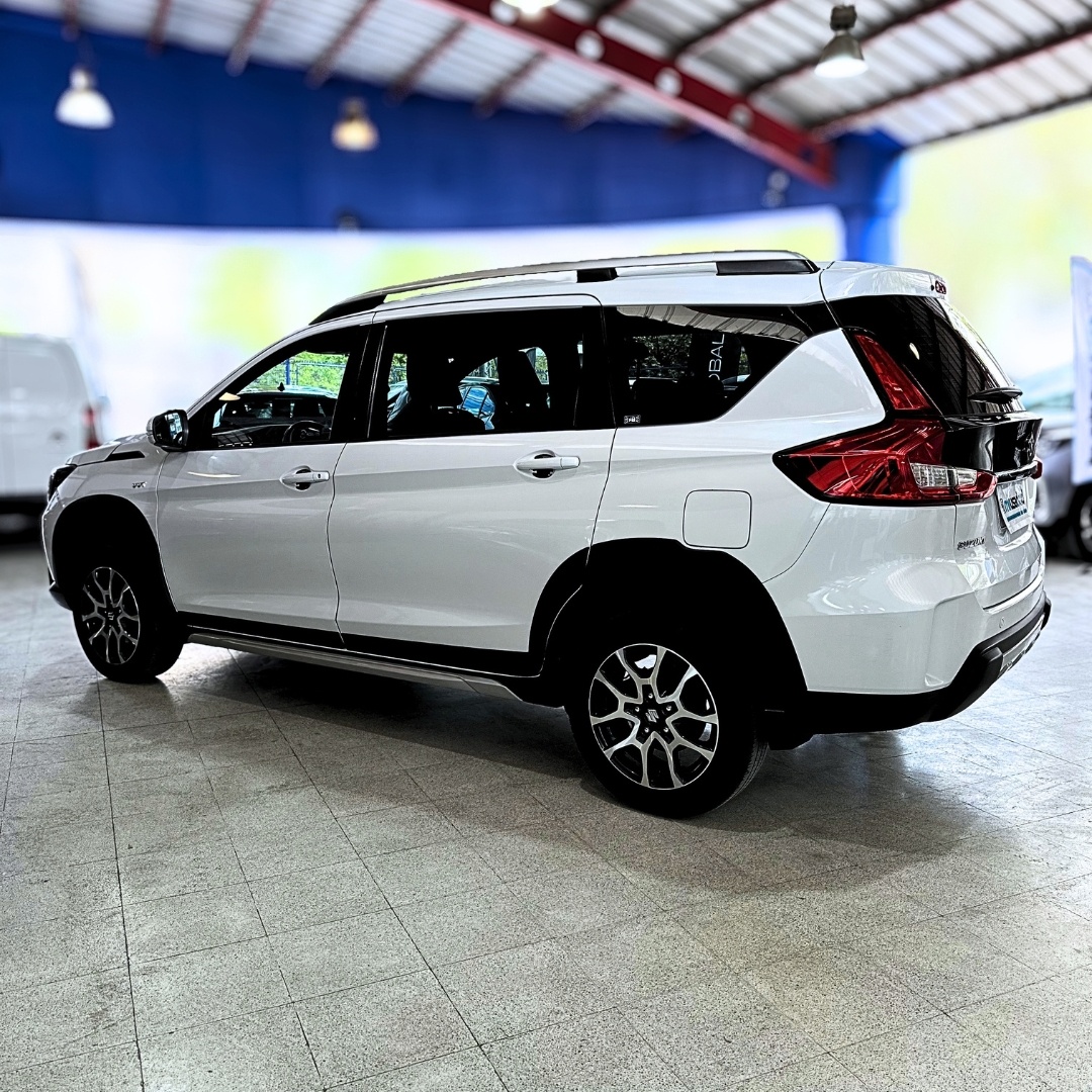 Suzuki Xl7 — foto 10 de 20