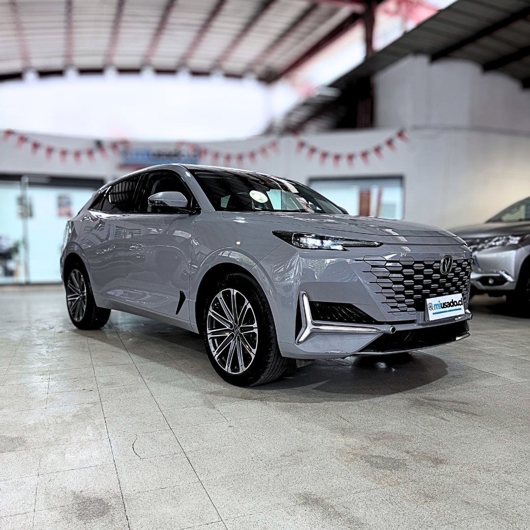 Changan Unik 4X4 2.0 Aut — foto 3 de 26