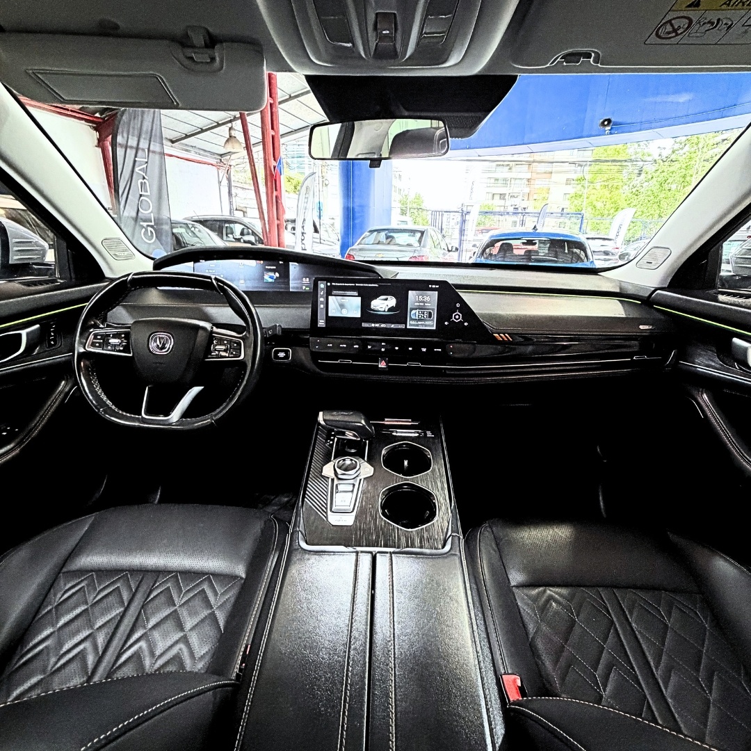 Changan Unik 4X4 2.0 Aut — foto 24 de 26