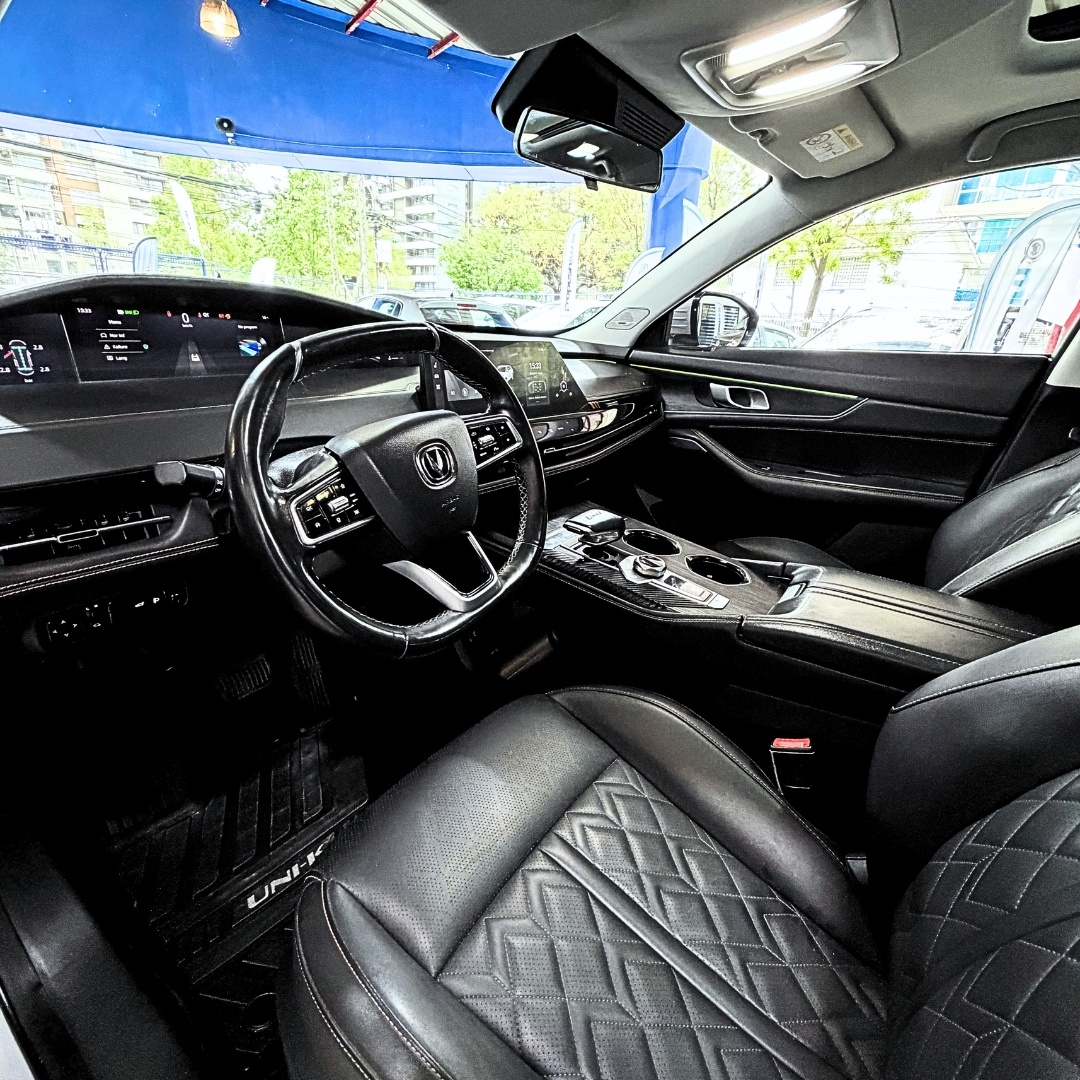 Changan Unik 4X4 2.0 Aut — foto 19 de 26