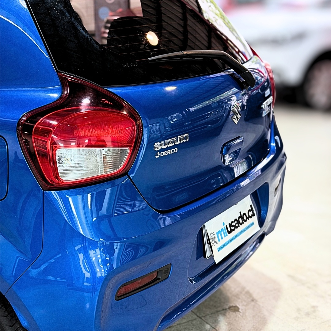 Suzuki Celerio Hb — foto 17 de 24