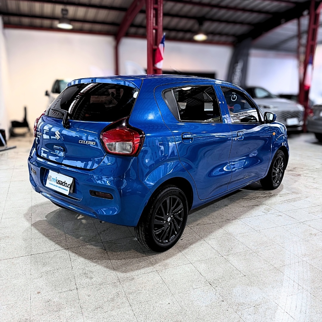 Suzuki Celerio Hb — foto 5 de 24