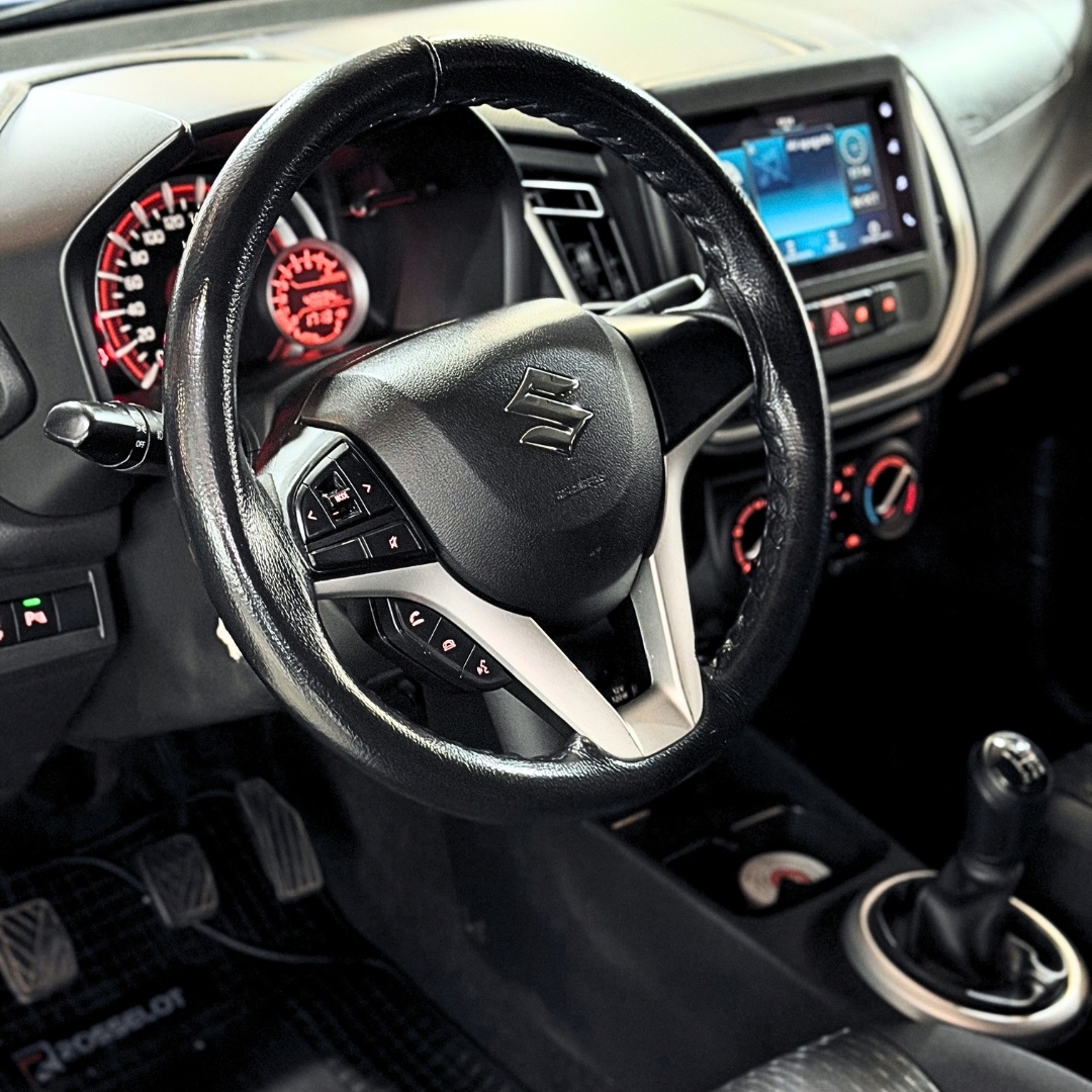 Suzuki Celerio Hb — foto 18 de 24