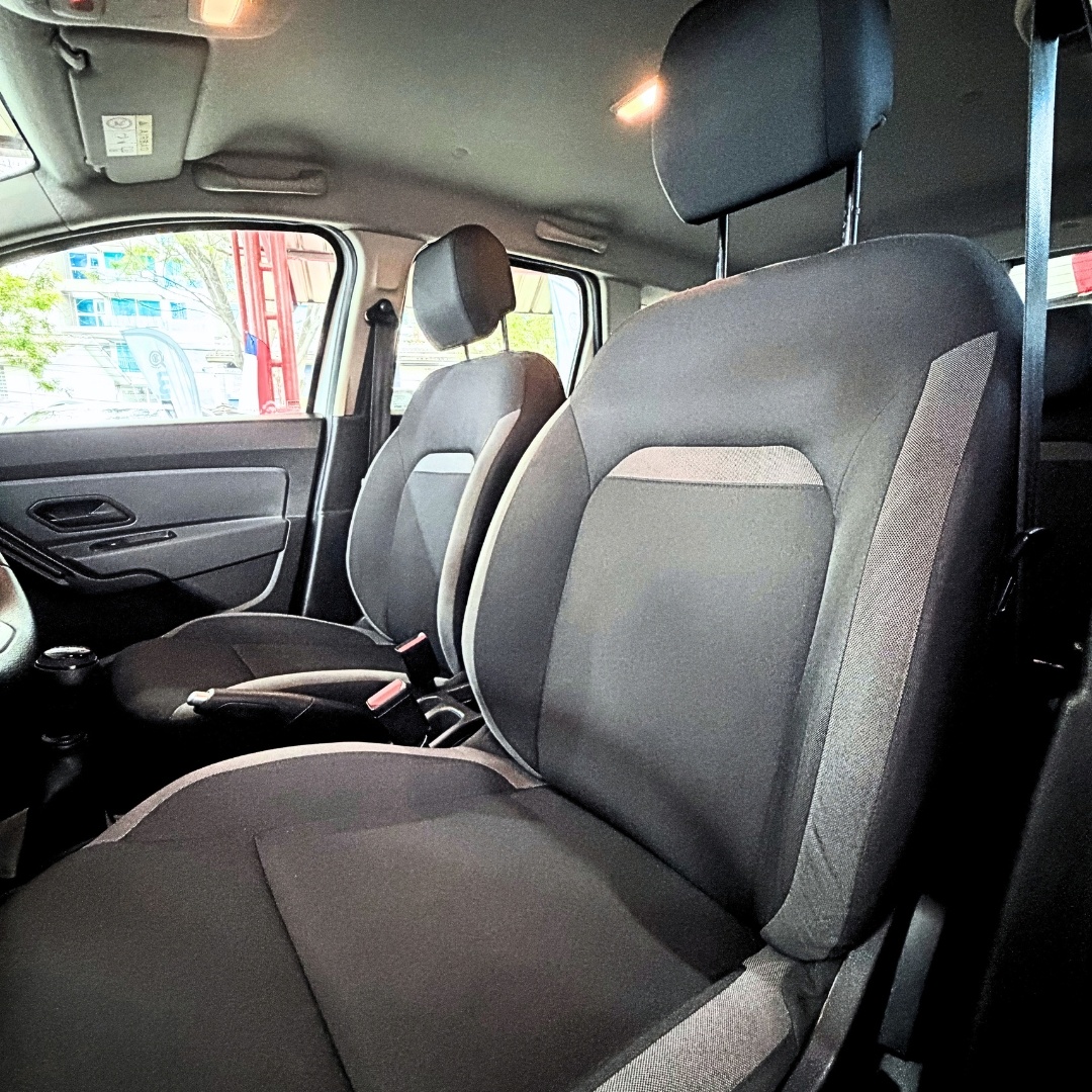 Renault Duster — foto 18 de 24