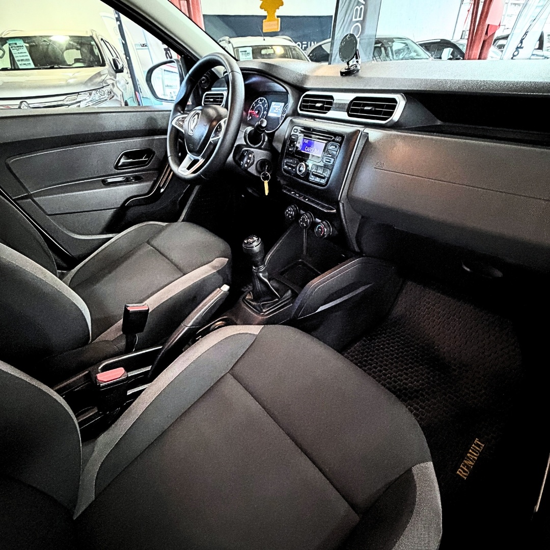 Renault Duster — foto 23 de 24
