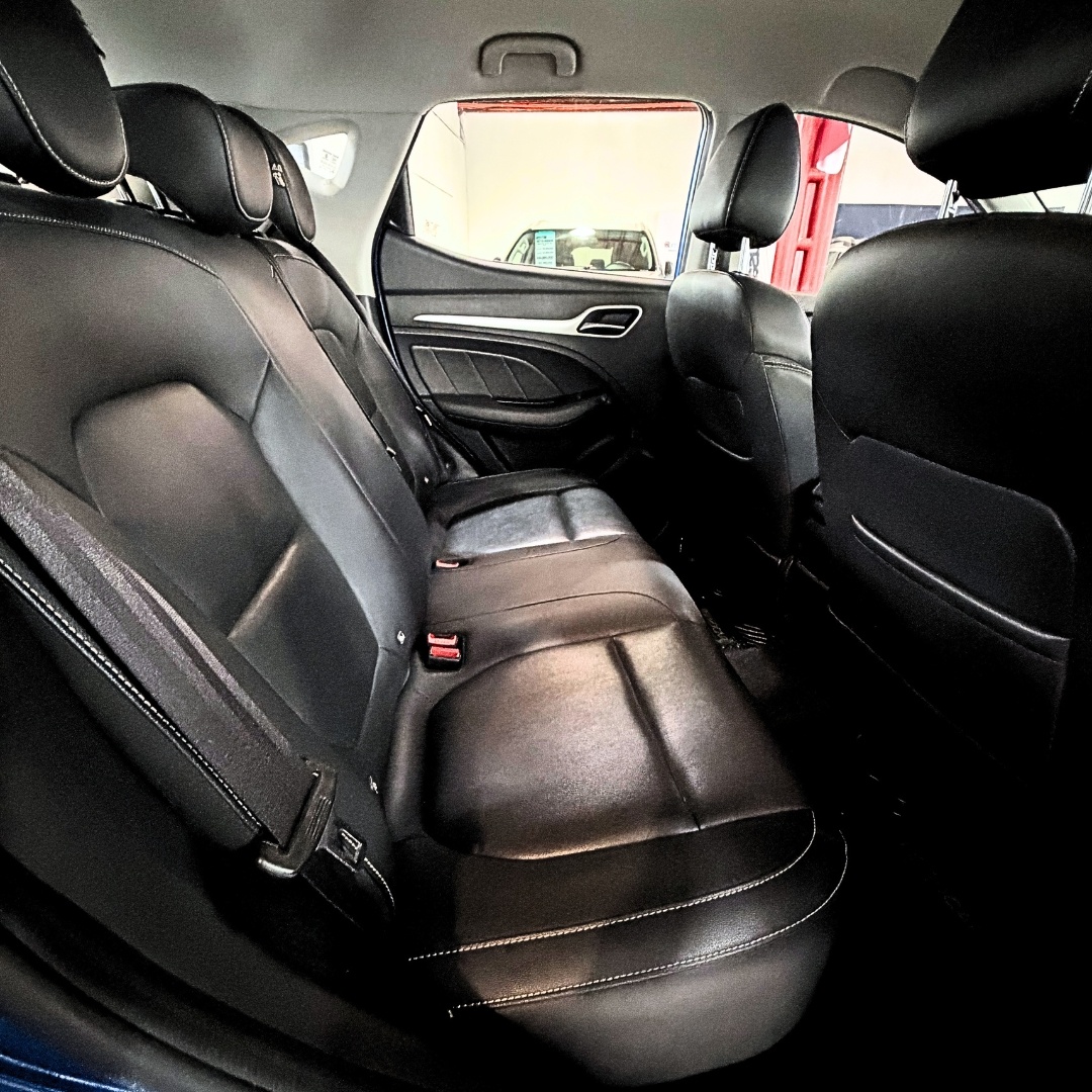 MG Zs — foto 24 de 26