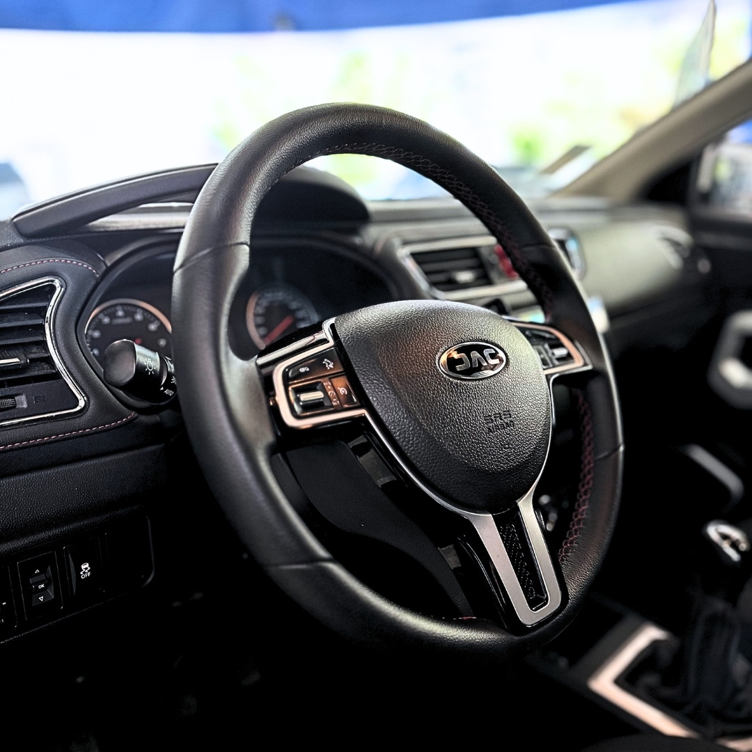 JAC Js2 — foto 13 de 24