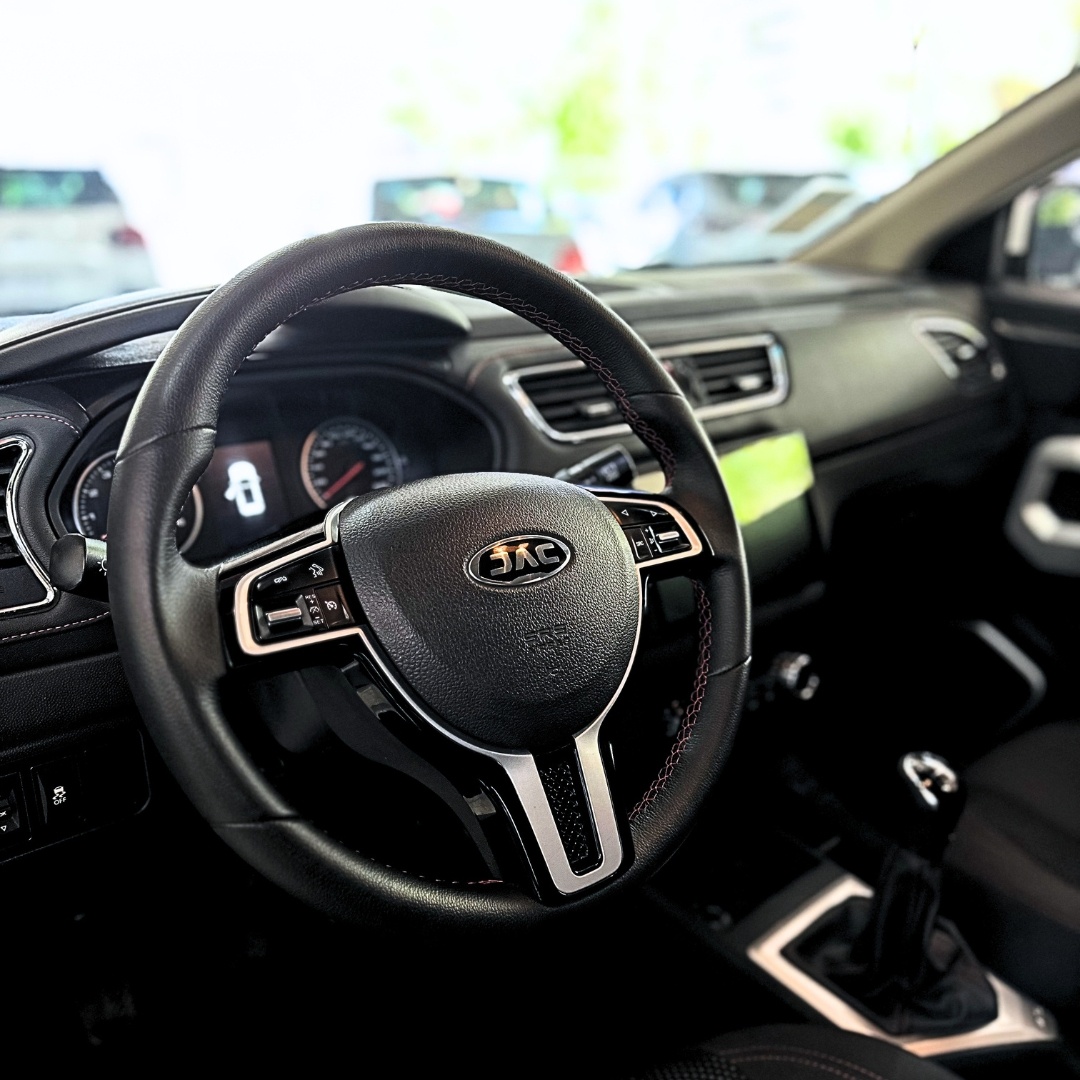 JAC Js2 — foto 15 de 24