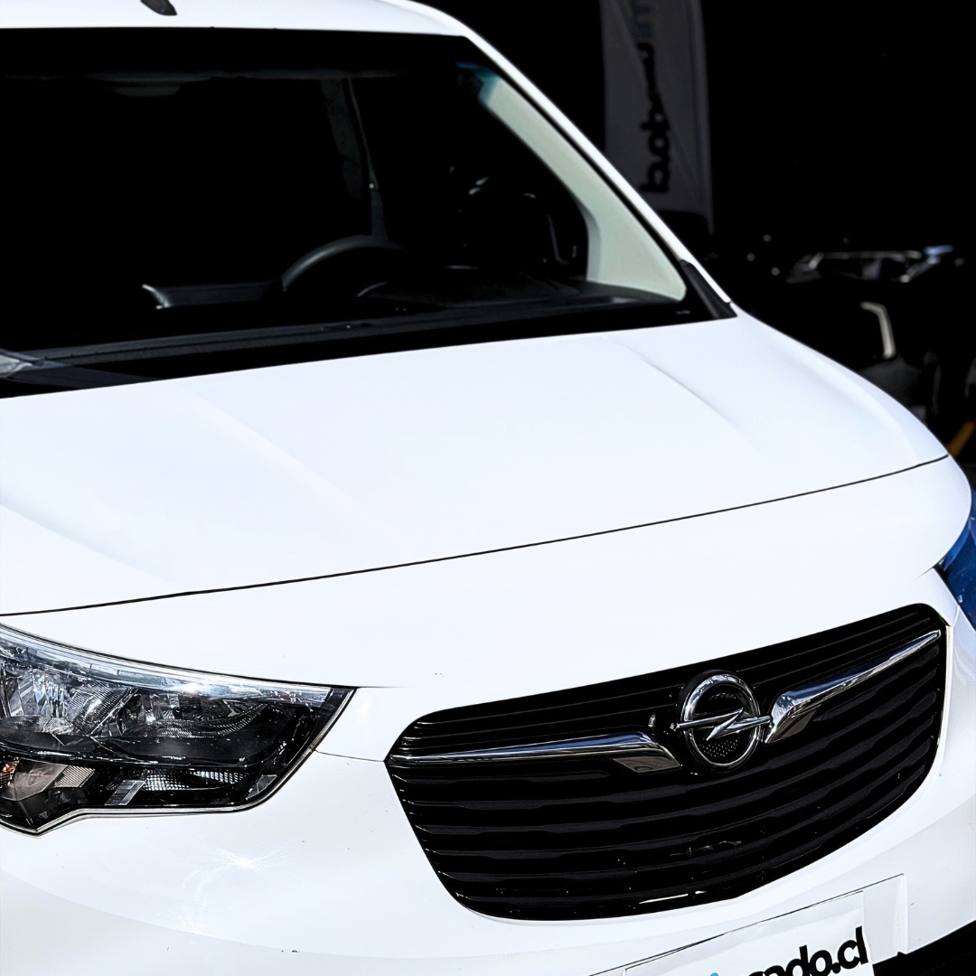 Opel Combo — foto 18 de 18